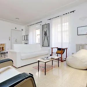  Apartment Clementina Italy