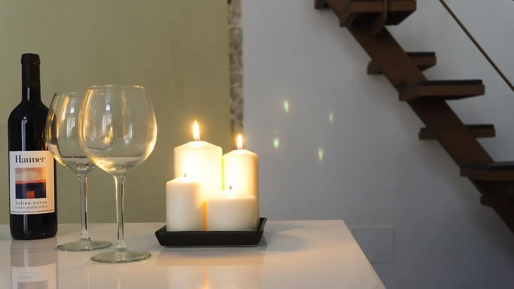 1743 Loft Apartment Syracuse 0*,  Italy
